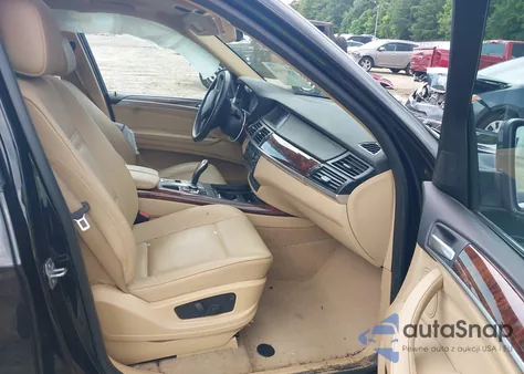 2013 BMW X5 xDrive35I/xDrive35I Premium/xDrive35I Sport Activity из США, поврежденный, VIN 5UXZV4C55D0G53776